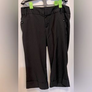 Old Navy Stretch Dress Capris Sz 12 low rise